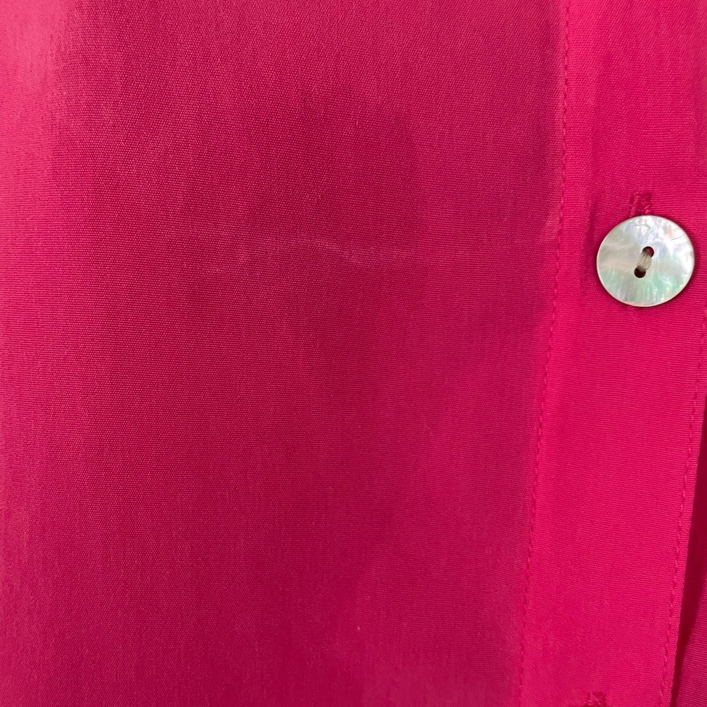 Travelsmith‎ Pink Button down Blouse - Picture 3 of 11